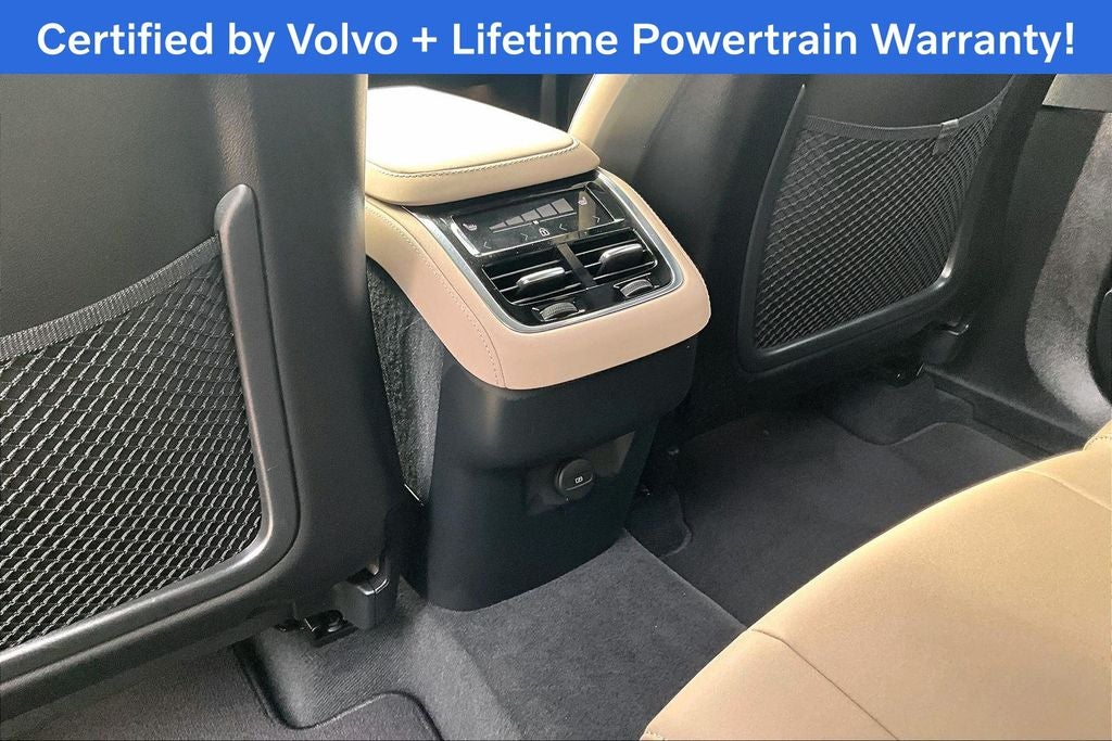 2025 Volvo XC90 B5 Plus 2025.5