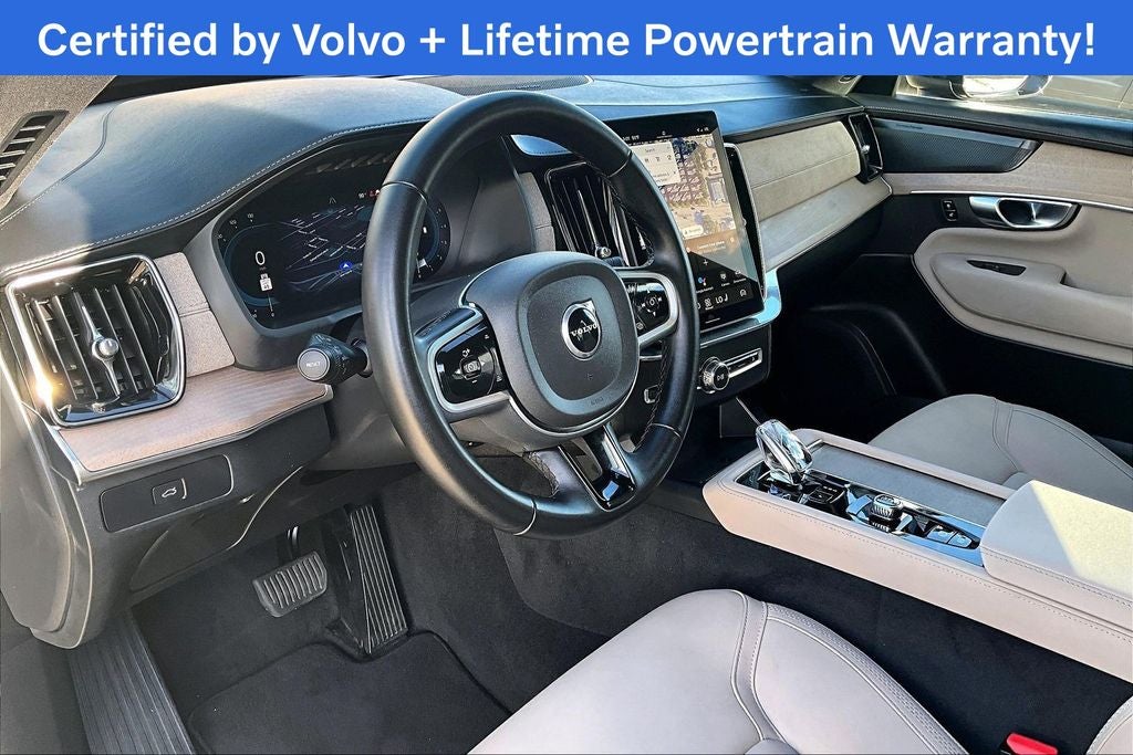 2025 Volvo XC90 B5 Plus 2025.5