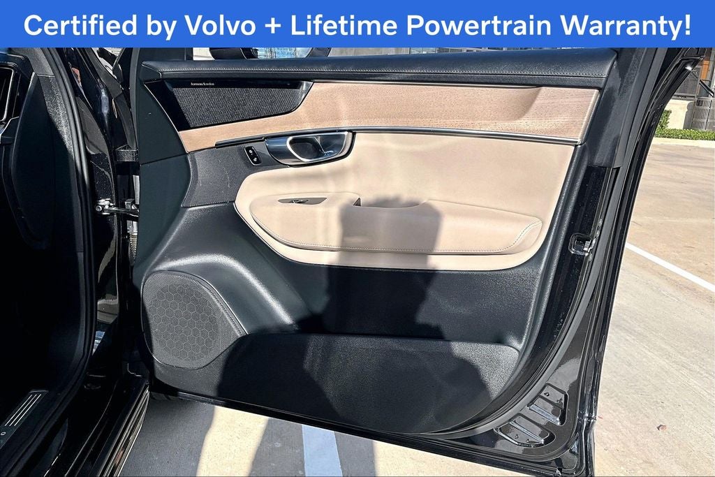 2025 Volvo XC90 B5 Plus 2025.5