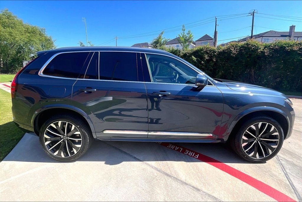 2026 Volvo XC90 B5 Plus