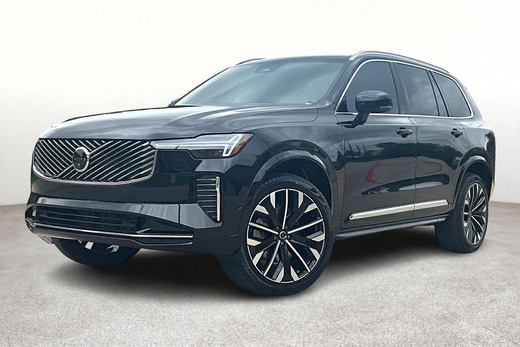 2026 Volvo XC90 B5 Plus
