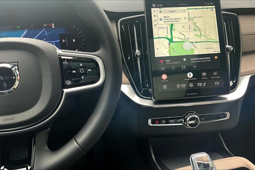 2026 Volvo XC90 B5 Plus