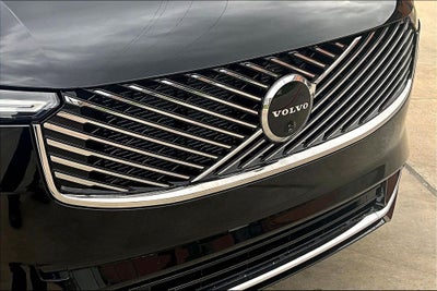 2026 Volvo XC90 B5 Plus