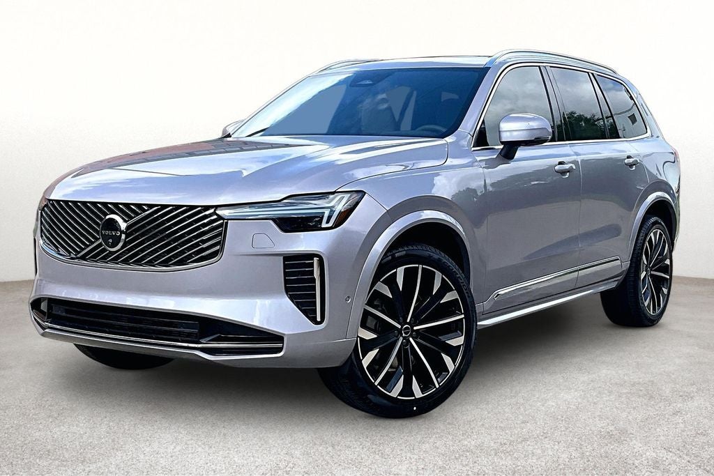 2026 Volvo XC90 B5 Plus