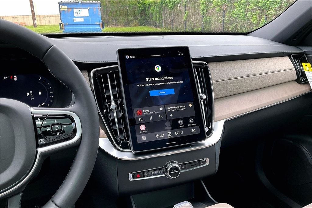 2026 Volvo XC90 B5 Plus