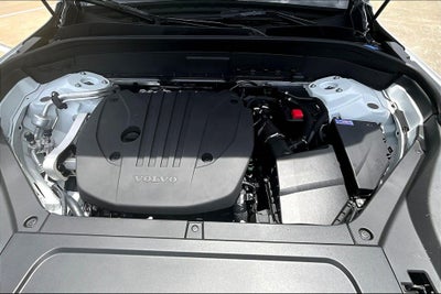 2026 Volvo XC90 B5 Plus