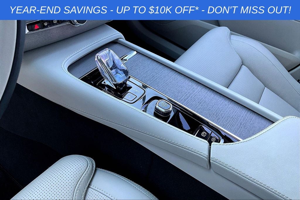 2025 Volvo XC90 B5 Ultra 7-Seater