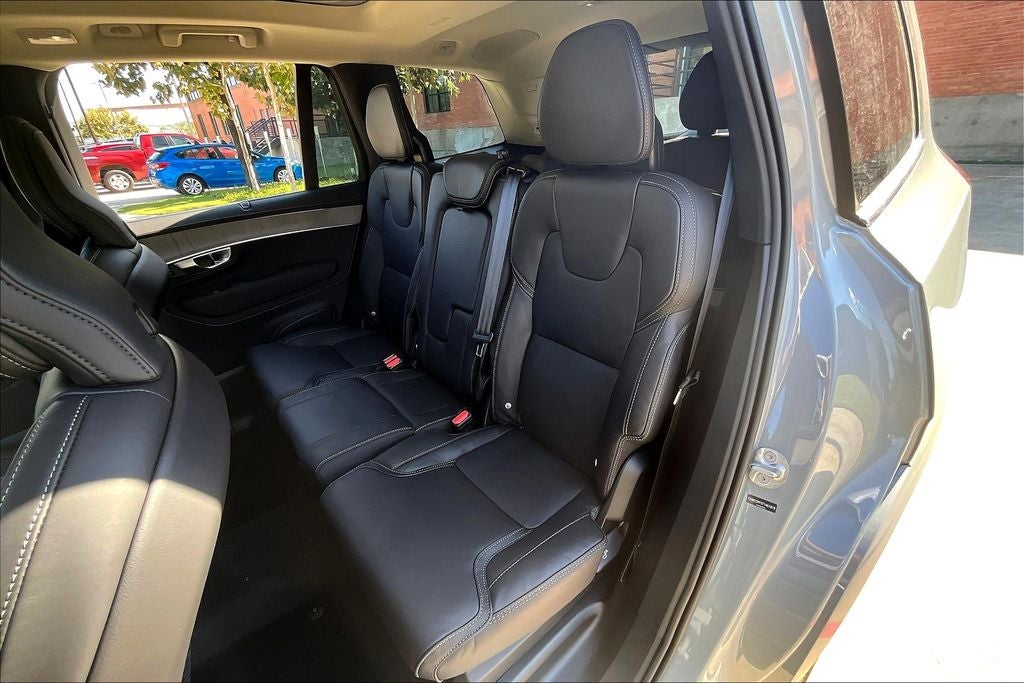 2026 Volvo XC90 B5 Ultra 7-Seater