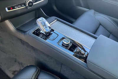 2026 Volvo XC90 B5 Ultra 7-Seater