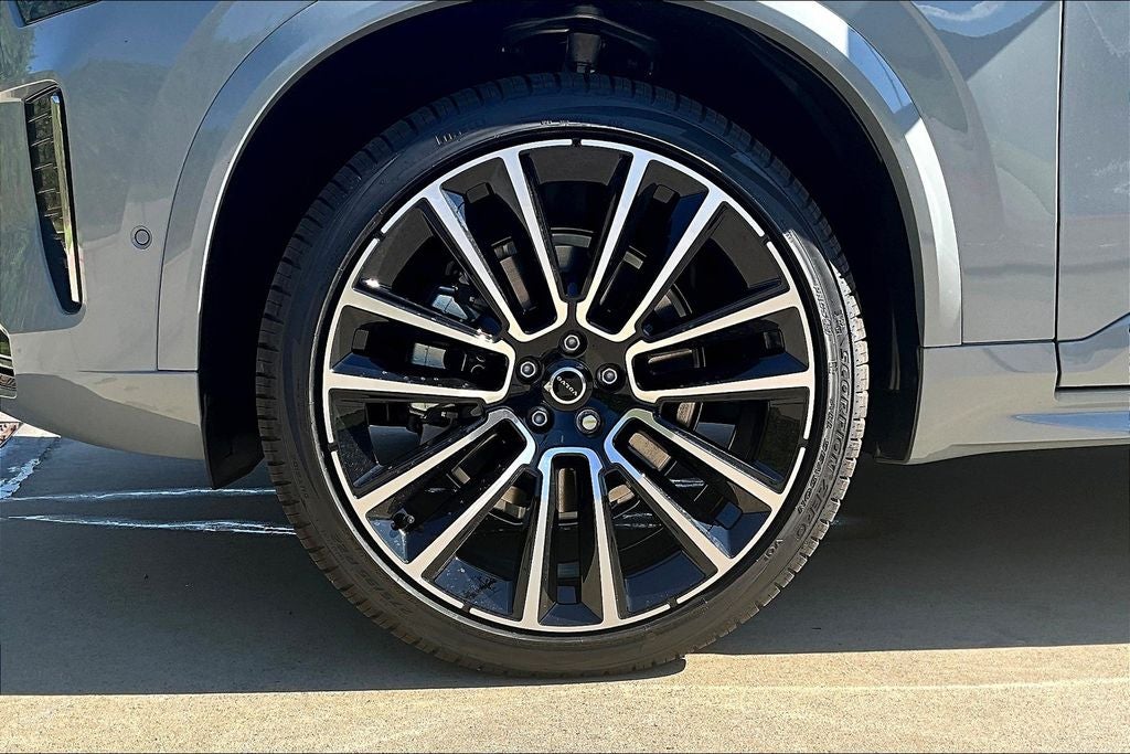 2026 Volvo XC90 B5 Ultra 7-Seater
