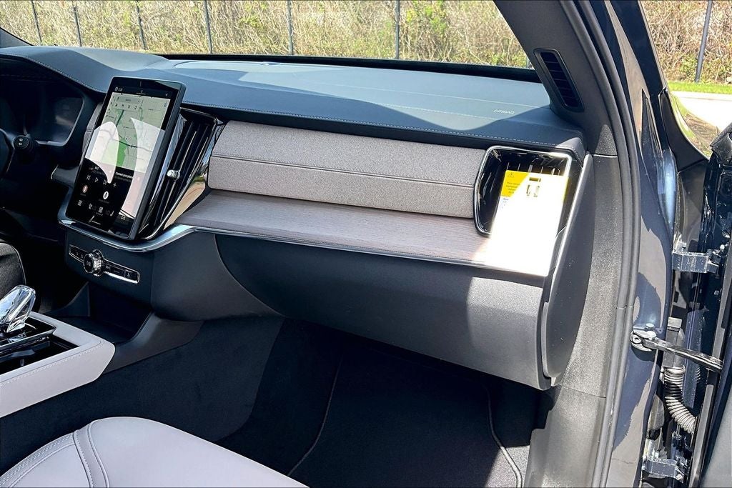 2026 Volvo XC90 B5 Core