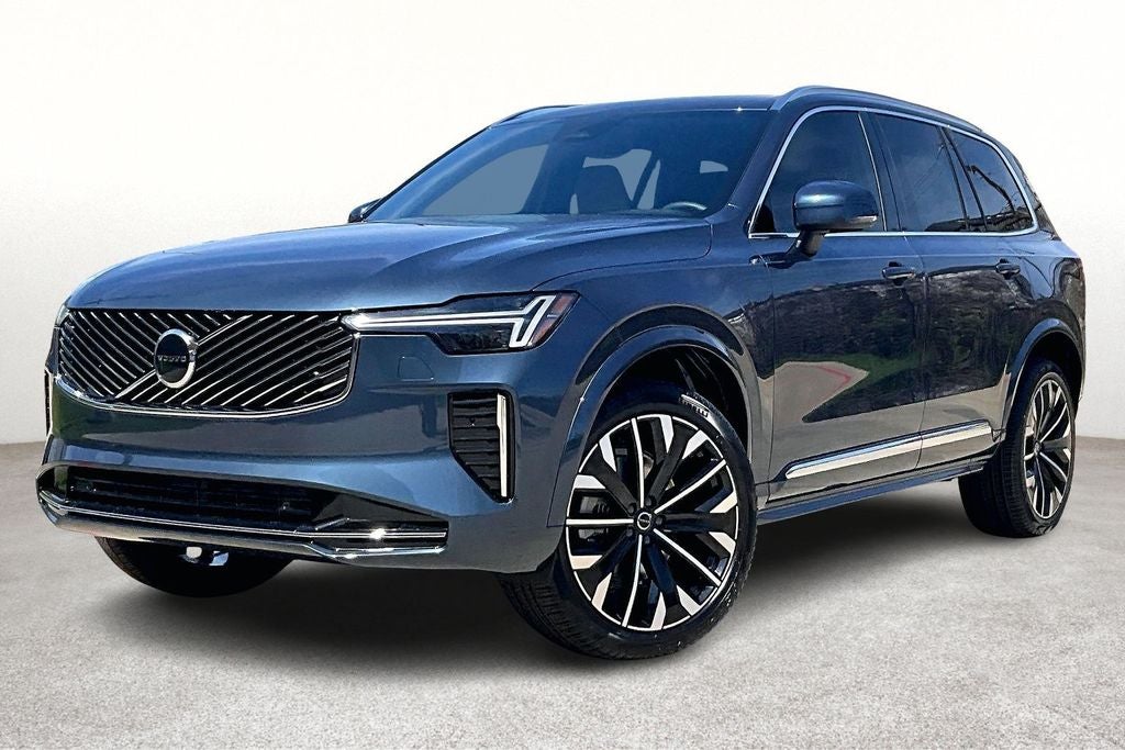 2026 Volvo XC90 B5 Core