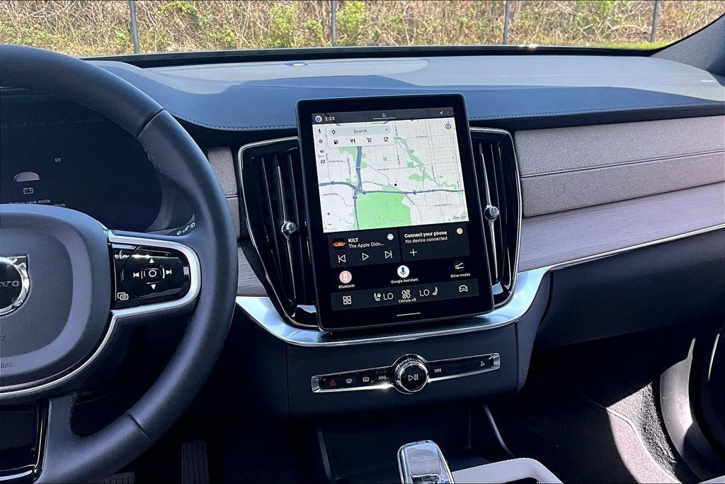 2026 Volvo XC90 B5 Core