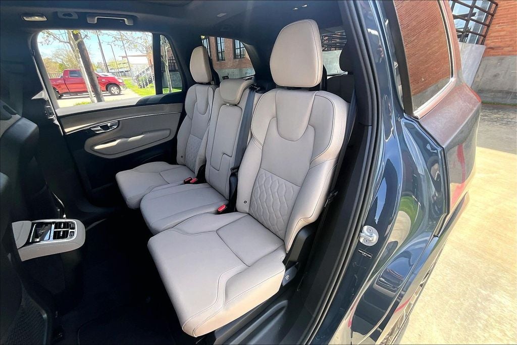 2026 Volvo XC90 B5 Core