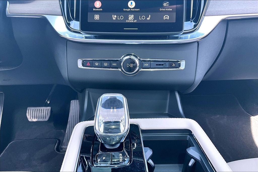 2026 Volvo XC90 B5 Core