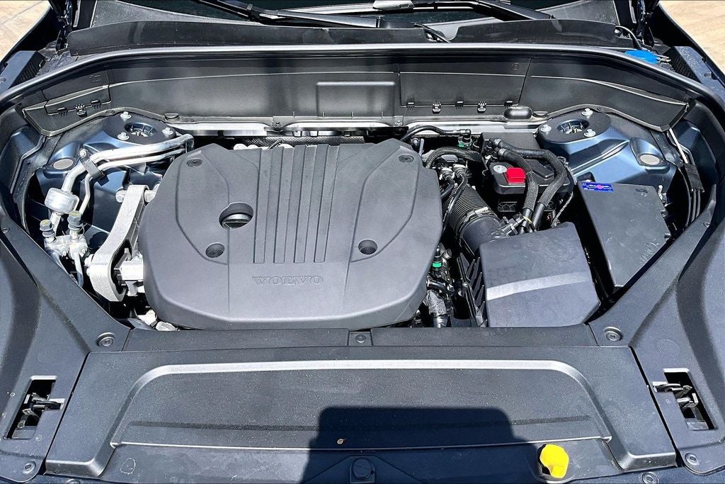 2026 Volvo XC90 B5 Core