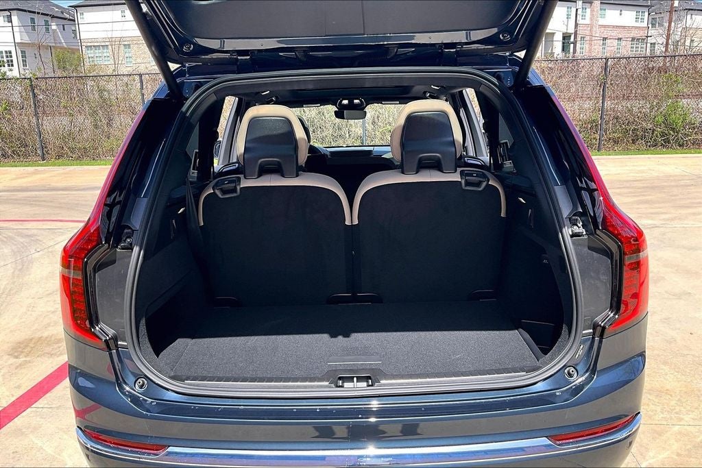 2026 Volvo XC90 B5 Core