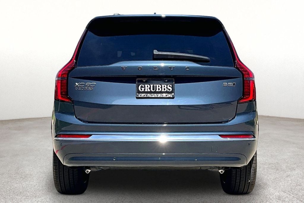 2026 Volvo XC90 B5 Core