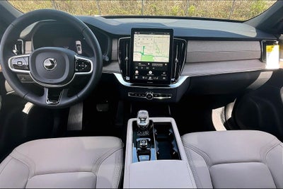 2026 Volvo XC90 B5 Core