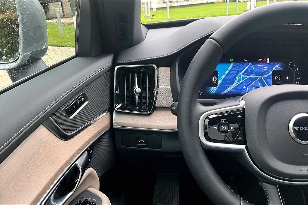 2026 Volvo XC90 B5 Core