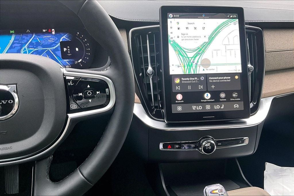 2026 Volvo XC90 B5 Core