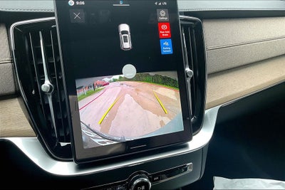 2026 Volvo XC90 B5 Core
