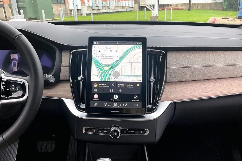 2026 Volvo XC90 B5 Core