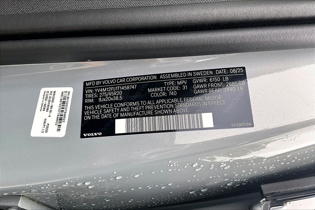2026 Volvo XC90 B5 Core