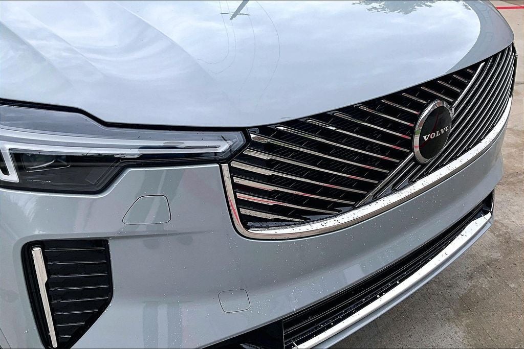 2026 Volvo XC90 B5 Core