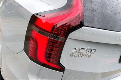 2026 Volvo XC90 B5 Core