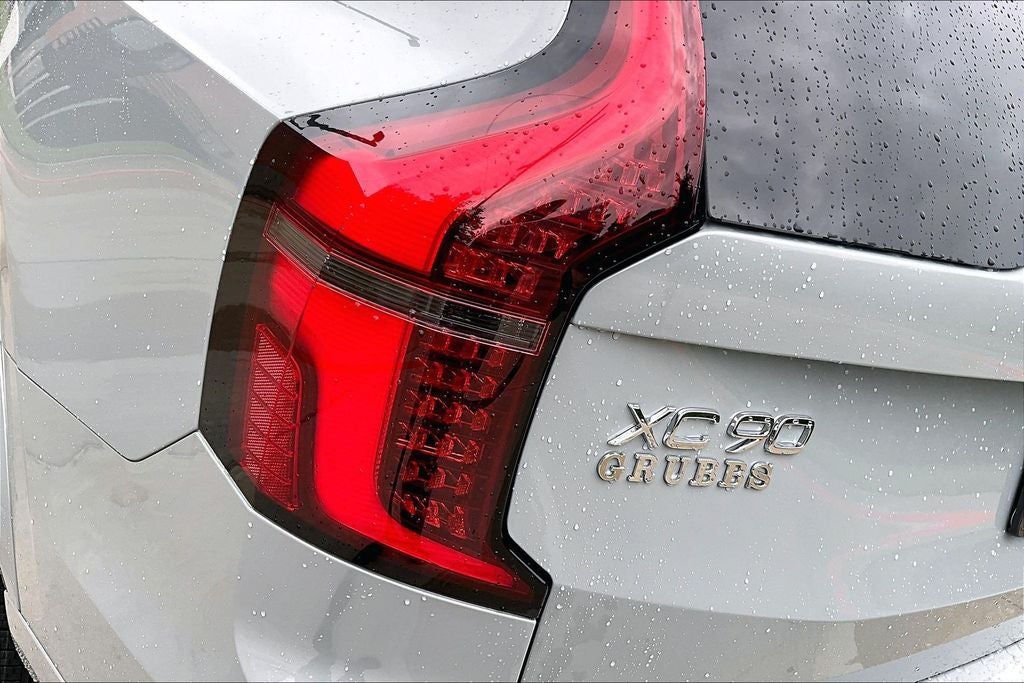 2026 Volvo XC90 B5 Core