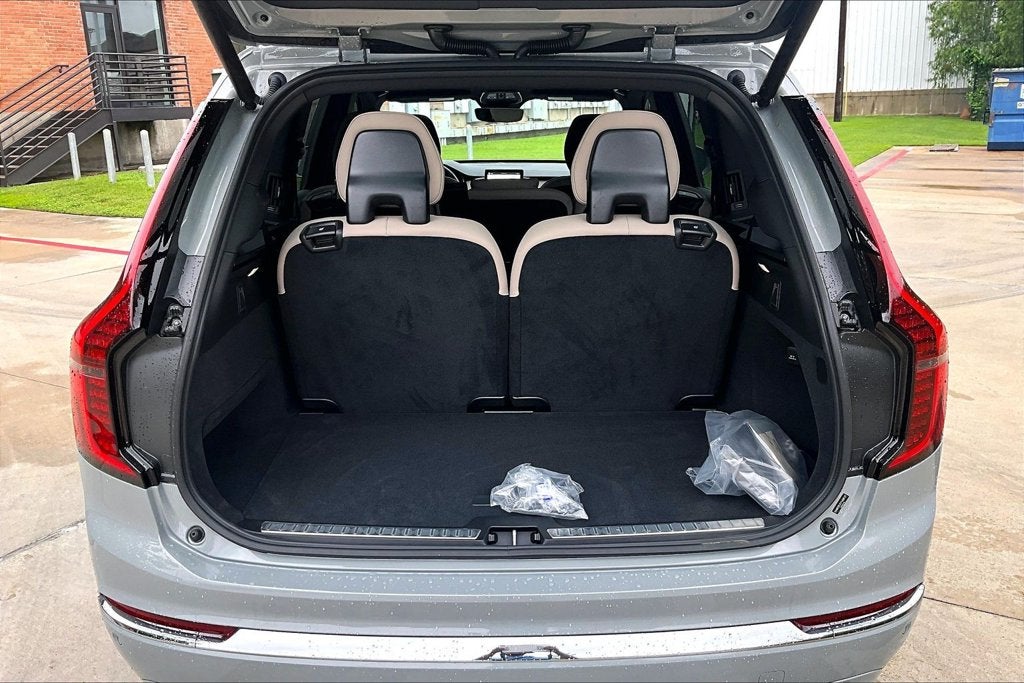 2026 Volvo XC90 B5 Core