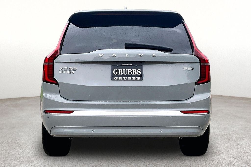 2026 Volvo XC90 B5 Core