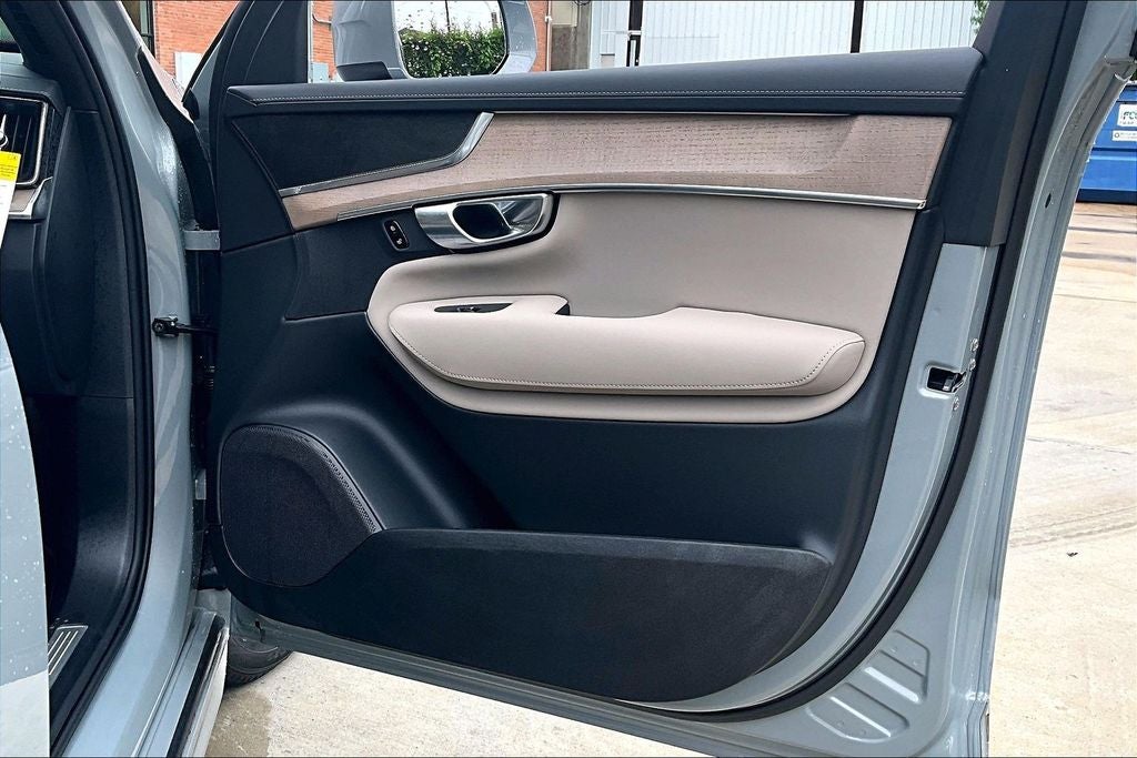 2026 Volvo XC90 B5 Core