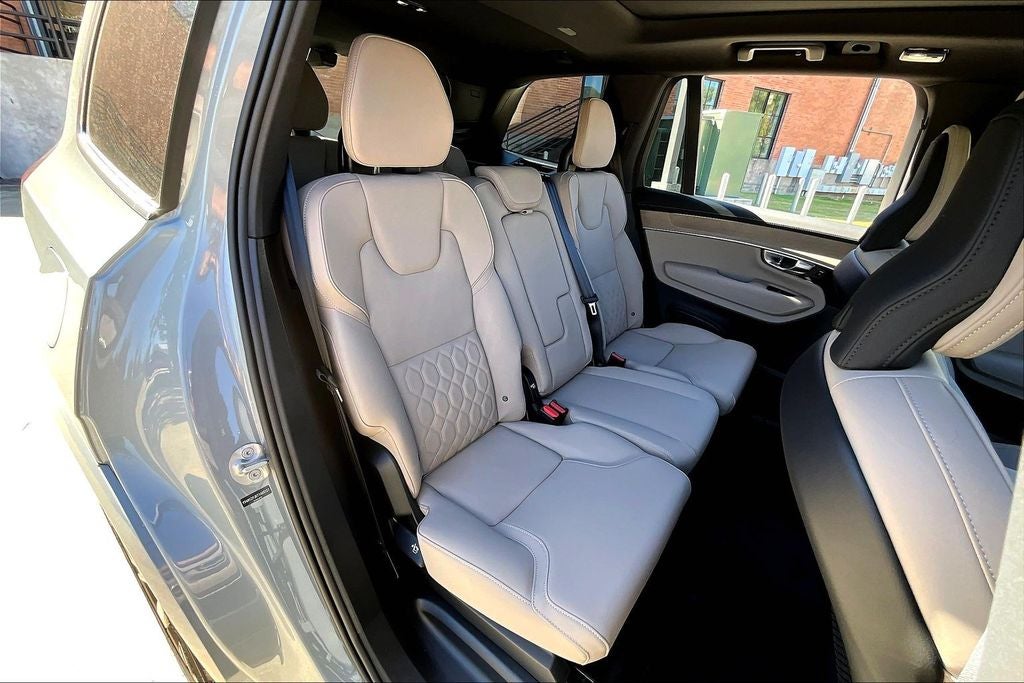 2026 Volvo XC90 B5 Core