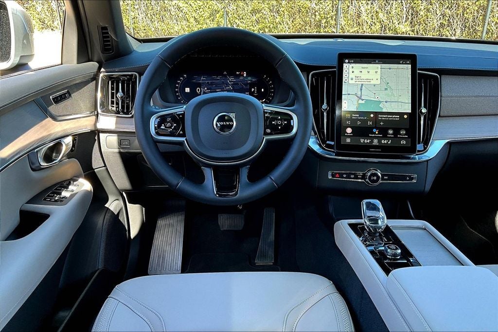 2026 Volvo XC90 B5 Core