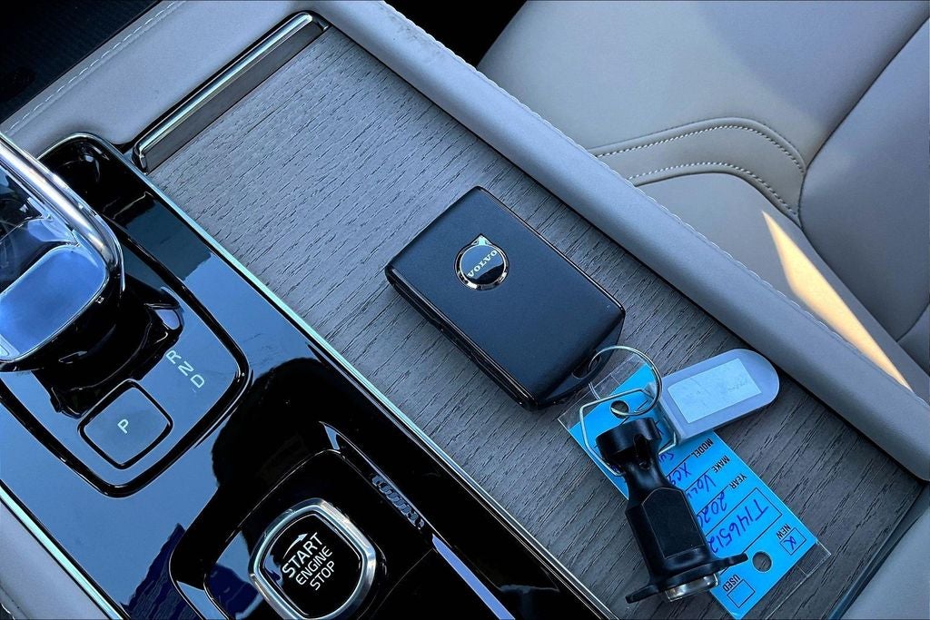 2026 Volvo XC90 B5 Core