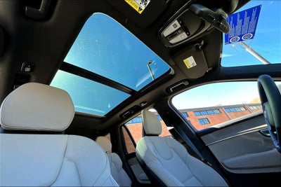 2026 Volvo XC90 B5 Core