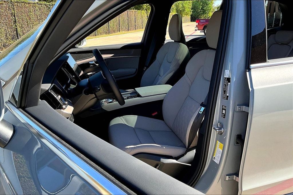 2026 Volvo XC90 B5 Core