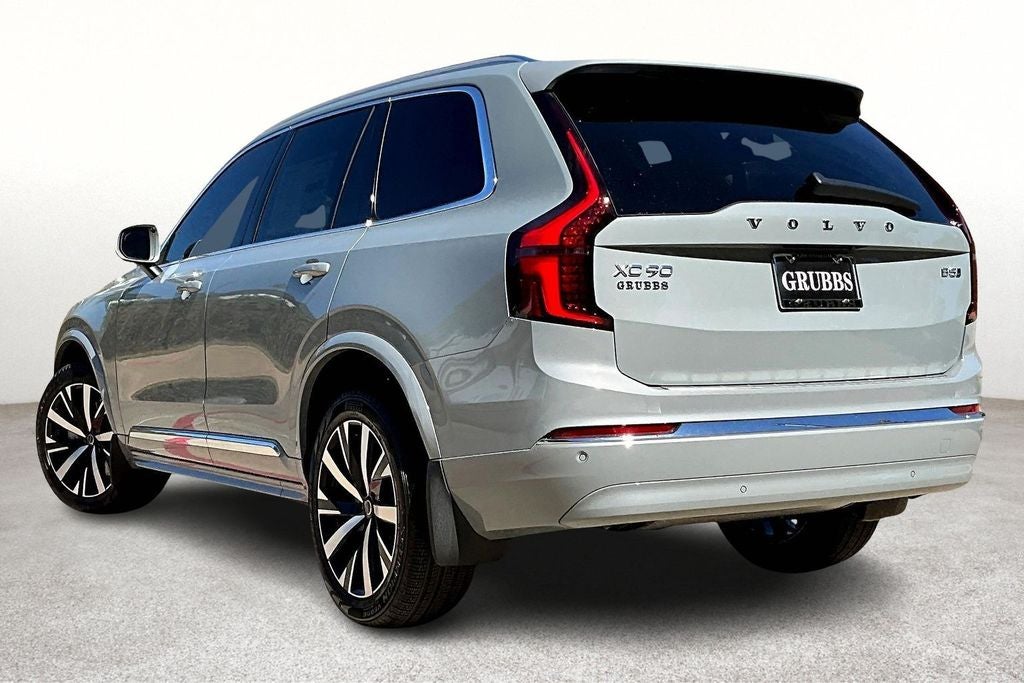 2026 Volvo XC90 B5 Core