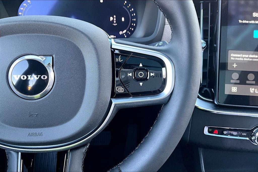 2026 Volvo XC90 B5 Core