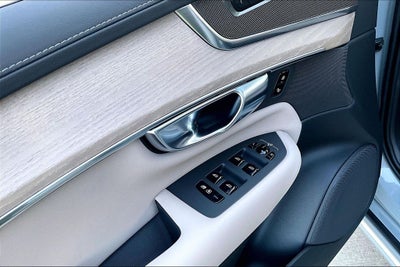 2026 Volvo XC90 B5 Core