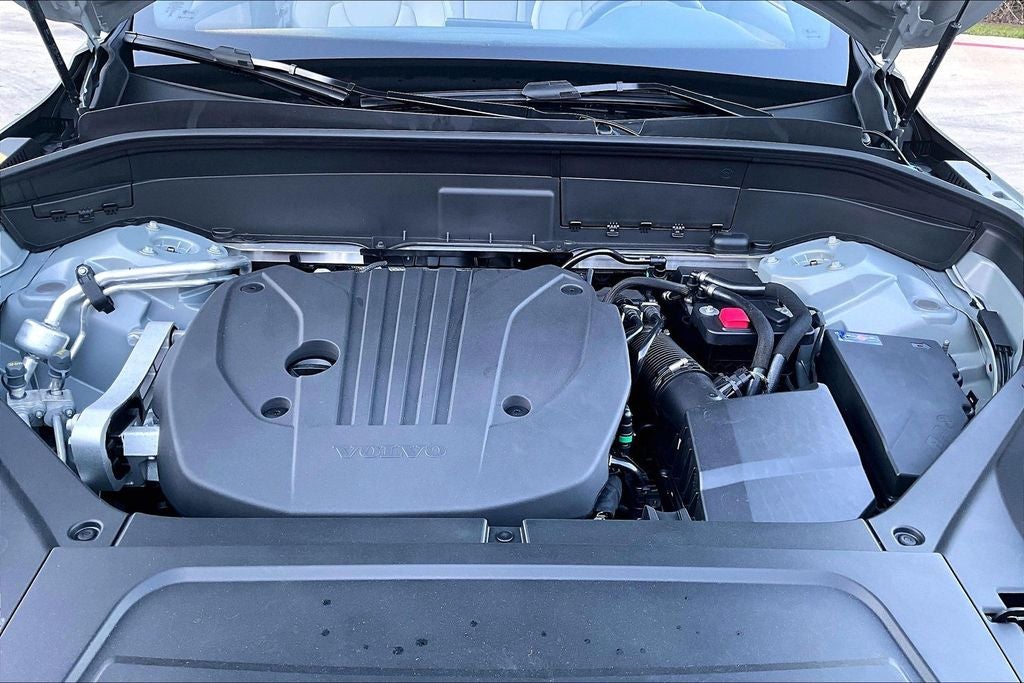 2026 Volvo XC90 B5 Core