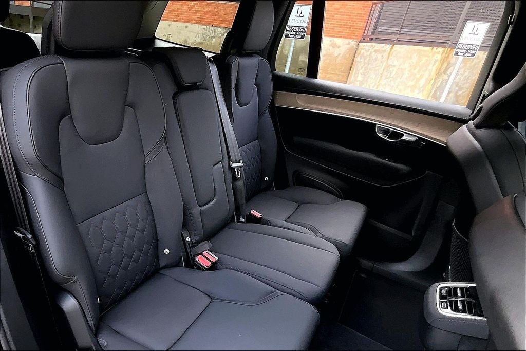 2026 Volvo XC90 B5 Core