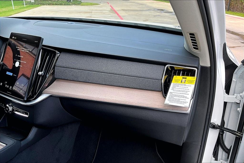 2026 Volvo XC90 B5 Core