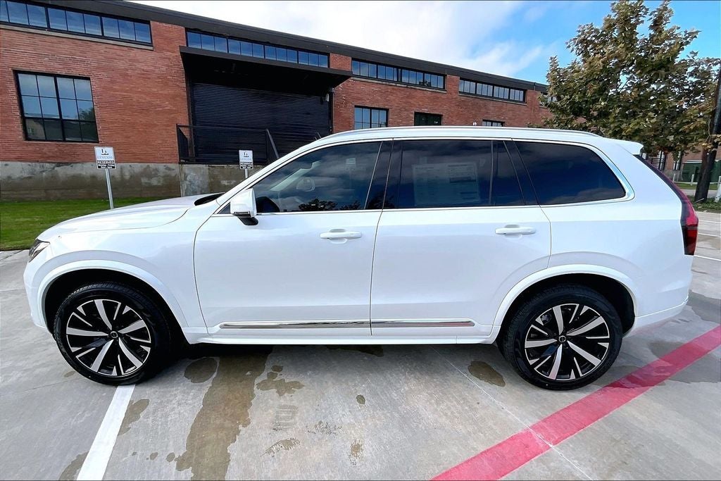 2026 Volvo XC90 B5 Core