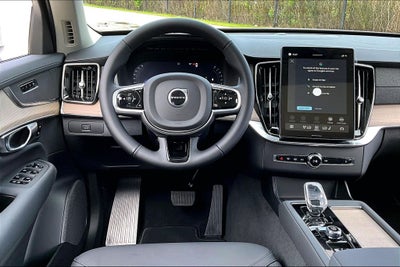 2026 Volvo XC90 B5 Core