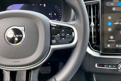 2026 Volvo XC90 B5 Core