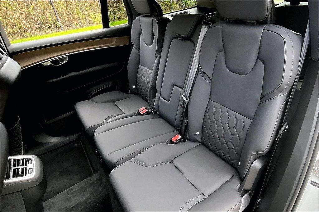 2026 Volvo XC90 B5 Core