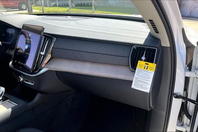 2026 Volvo XC90 B5 Core